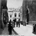 7. Figueres. Porta de l’església i del teatre